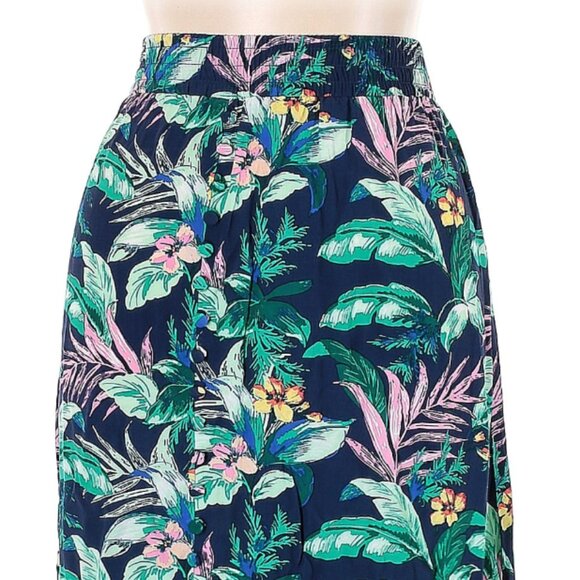 π¨ 50% OFF BUNDLES! CYBER WK ENDS 12/7 π¨ NWT LOFT Midi Skirt - Picture 2 of 7